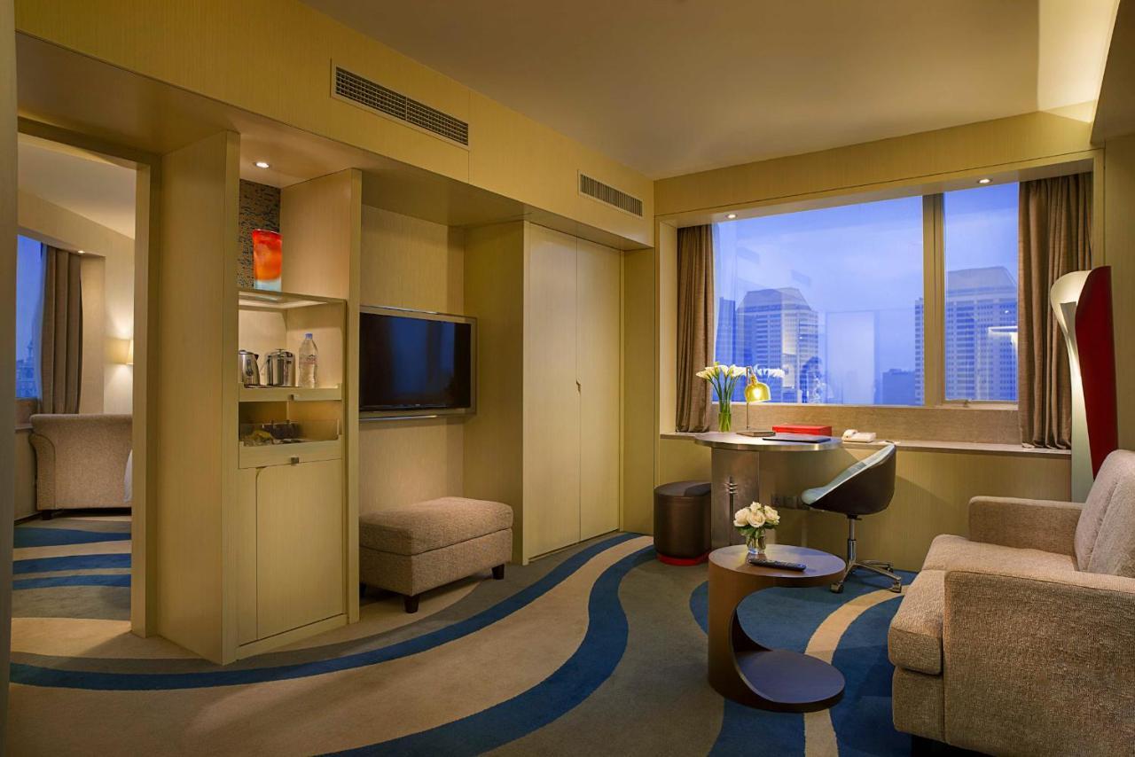 Radisson Collection Hyland Shanghai Rum bild